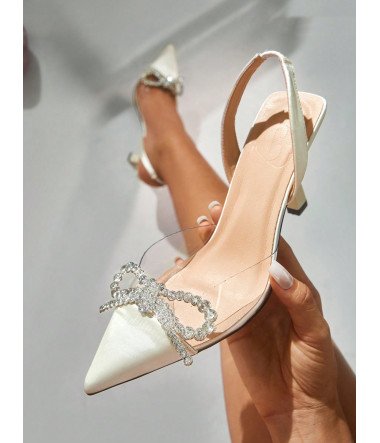 Zapatos de mujer elegantes...